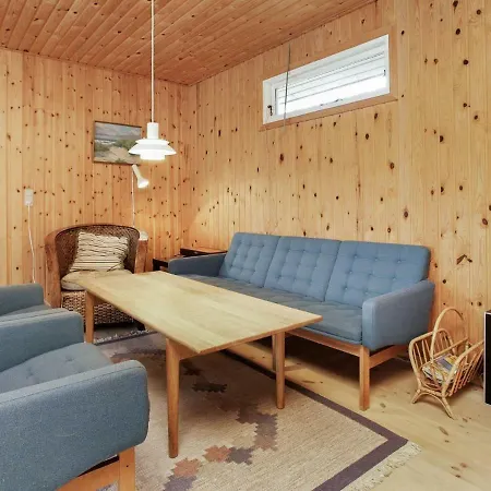 בית נופש 6 Person Holiday In